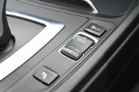 BMW 3シリーズ 320d ﾂｰﾘﾝｸﾞ ﾗｸﾞｼﾞｭｱﾘｰ　後期ﾓﾃﾞﾙ ACC 黒革 純正HDDﾅﾋﾞ Bｶﾒﾗ 17ｲﾝﾁAW ｵｰﾄﾃｰﾙｹﾞｰﾄ LEDﾍｯﾄﾞﾗｲﾄ　2年保証付