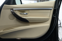 BMW 3シリーズ 320d ﾂｰﾘﾝｸﾞ ﾗｸﾞｼﾞｭｱﾘｰ　後期ﾓﾃﾞﾙ ACC ﾍﾞｰｼﾞｭ革 純正HDDﾅﾋﾞ TVﾁｭｰﾅｰ Bｶﾒﾗ 17ｲﾝﾁAW ｵｰﾄﾃｰﾙｹﾞｰﾄ LEDﾍｯﾄﾞﾗｲﾄ　2年保証付