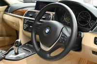 BMW 3シリーズ 320d ﾂｰﾘﾝｸﾞ ﾗｸﾞｼﾞｭｱﾘｰ　後期ﾓﾃﾞﾙ ACC ﾍﾞｰｼﾞｭ革 純正HDDﾅﾋﾞ TVﾁｭｰﾅｰ Bｶﾒﾗ 17ｲﾝﾁAW ｵｰﾄﾃｰﾙｹﾞｰﾄ LEDﾍｯﾄﾞﾗｲﾄ　2年保証付