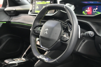 プジョー 2008 GT　Pｽﾀ ACC ECO ﾊｰﾌ革 ﾊﾟﾉﾗﾏSR 純正ﾀｯﾁｽｸﾘｰﾝ ﾅﾋﾞTV CarPlay Bｶﾒﾗ 純正17ｲﾝﾁAW LEDﾗｲﾄ ｱｸﾃｨﾌﾞｾｰﾌﾃｨﾌﾞﾚｰｷ　2年保証付