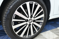 ルノー トゥインゴ ｲﾝﾃﾝｽ　正規D車 ECO機能 ｸﾙｺﾝ 専用ﾚｻﾞｰ調×ﾌｧﾌﾞﾘｯｸｼｰﾄ ｼｰﾄﾋｰﾀｰ 純正ﾀｯﾁｽｸﾘｰﾝ CarPlay Bｶﾒﾗ 16ｲﾝﾁｱﾛｲﾎｲｰﾙ　2年保証付