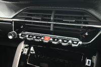 プジョー 208 GT　ACC LPA LKA BSM Pｽﾀ ECO ﾊｰﾌﾚｻﾞｰ 7ｲﾝﾁﾀｯﾁｽｸﾘｰﾝ CarPlay ﾅﾋﾞTV ﾌﾙｾｸﾞ Bｶﾒﾗ 17ｲﾝﾁAW ﾌﾙLEDﾗｲﾄ　2年保証付