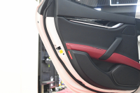 マセラティ ギブリ ｸﾞﾗﾝｽﾎﾟｰﾂ ﾄﾞﾗｲﾊﾞｰｽﾞｱｼｽﾀﾝｽ&ﾂｰﾘﾝｸﾞP　後期 ACC BSM LKA 赤革 ｻﾝﾙｰﾌ 8.4ｲﾝﾁMTC+ CarPlay 自動ﾄﾗﾝｸ 20ｲﾝﾁｳﾗｰﾉAW ｽｶｲﾌｯｸｻｽ LED　2年保証付