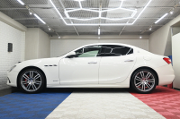 マセラティ ギブリ ｸﾞﾗﾝｽﾎﾟｰﾂ ﾄﾞﾗｲﾊﾞｰｽﾞｱｼｽﾀﾝｽ&ﾂｰﾘﾝｸﾞP　後期 ACC BSM LKA 赤革 ｻﾝﾙｰﾌ 8.4ｲﾝﾁMTC+ CarPlay 自動ﾄﾗﾝｸ 20ｲﾝﾁｳﾗｰﾉAW ｽｶｲﾌｯｸｻｽ LED　2年保証付