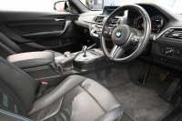 BMW Mシリーズ M2 ｺﾝﾍﾟﾃｨｼｮﾝ　正規D車 1ｵｰﾅｰ 後期LCI ｺﾝﾌｫｰﾄA ｲﾝﾃﾘｼﾞｪﾝﾄS 黒革 純正iDriveﾅﾋﾞ harman/kardon 純正19ｲﾝﾁAW　2年保証付