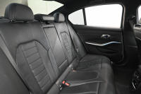 BMW 3シリーズ 320d xDrive Mｽﾎﾟｰﾂ ﾊｲﾗｲﾝPKG　ACC 黒革 純正HDDﾅﾋﾞ CarPlay 360ｶﾒﾗ Mｴｱﾛ&19ｲﾝﾁAW 自動ﾄﾗﾝｸ KW車高調　2年保証付