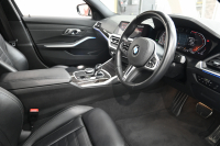 BMW 3シリーズ 320d xDrive Mｽﾎﾟｰﾂ ﾊｲﾗｲﾝPKG　ACC 黒革 純正HDDﾅﾋﾞ CarPlay 360ｶﾒﾗ Mｴｱﾛ&19ｲﾝﾁAW 自動ﾄﾗﾝｸ KW車高調　2年保証付