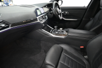 BMW 3シリーズ 320i ﾂｰﾘﾝｸﾞ Mｽﾎﾟｰﾂ ﾊｲﾗｲﾝPKG　ACC 黒革 純正HDDﾅﾋﾞ CarPlay 360ｶﾒﾗ Mｴｱﾛ&18ｲﾝﾁAW 自動ﾄﾗﾝｸ ﾜｲﾔﾚｽﾁｬｰｼﾞ　2年保証付