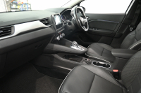 ルノー キャプチャー ｲﾝﾃﾝｽﾃｯｸﾊﾟｯｸ　Pｽﾀ ACC ECO ｱｸﾃｨﾌﾞﾌﾞﾚｰｷ 黒革 ｼｰﾄﾋｰﾀｰ BTｵｰﾃﾞｨｵ CarPlay 純正18ｲﾝﾁAW ﾌﾞﾗｲﾝﾄﾞｽﾎﾟｯﾄﾓﾆﾀｰ LEDﾗｲﾄ 　2年保証付