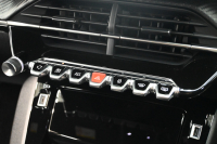 プジョー 208 GT　1ｵｰﾅｰ ACC LPA LKA BSM Pｽﾀ ECO ﾊｰﾌﾚｻﾞｰ 7ｲﾝﾁﾀｯﾁｽｸﾘｰﾝ CarPlay Bｶﾒﾗ 17ｲﾝﾁAW ﾌﾙLEDﾗｲﾄ　新車保証継承可