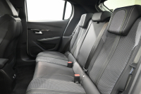 プジョー 208 GT　1ｵｰﾅｰ ACC LPA LKA BSM Pｽﾀ ECO ﾊｰﾌﾚｻﾞｰ 7ｲﾝﾁﾀｯﾁｽｸﾘｰﾝ CarPlay Bｶﾒﾗ 17ｲﾝﾁAW ﾌﾙLEDﾗｲﾄ　新車保証継承可