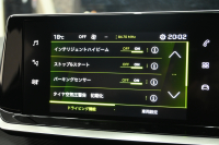 プジョー 208 GT　1ｵｰﾅｰ ACC LPA LKA BSM Pｽﾀ ECO ﾊｰﾌﾚｻﾞｰ 7ｲﾝﾁﾀｯﾁｽｸﾘｰﾝ CarPlay Bｶﾒﾗ 17ｲﾝﾁAW ﾌﾙLEDﾗｲﾄ　新車保証継承可