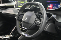 プジョー 208 GT　1ｵｰﾅｰ ACC LPA LKA BSM Pｽﾀ ECO ﾊｰﾌﾚｻﾞｰ 7ｲﾝﾁﾀｯﾁｽｸﾘｰﾝ CarPlay Bｶﾒﾗ 17ｲﾝﾁAW ﾌﾙLEDﾗｲﾄ　新車保証継承可