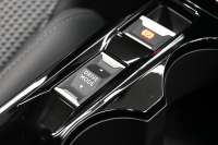 プジョー 208 GT　1ｵｰﾅｰ ACC LPA LKA BSM Pｽﾀ ECO ﾊｰﾌﾚｻﾞｰ 7ｲﾝﾁﾀｯﾁｽｸﾘｰﾝ CarPlay Bｶﾒﾗ 17ｲﾝﾁAW ﾌﾙLEDﾗｲﾄ　新車保証継承可