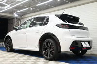 プジョー 208 GT　1ｵｰﾅｰ ACC LPA LKA BSM Pｽﾀ ECO ﾊｰﾌﾚｻﾞｰ 7ｲﾝﾁﾀｯﾁｽｸﾘｰﾝ CarPlay Bｶﾒﾗ 17ｲﾝﾁAW ﾌﾙLEDﾗｲﾄ　新車保証継承可