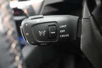 プジョー 5008 5008 GT ﾌﾞﾙｰHDi ﾚｯﾄﾞﾅｯﾊﾟ　特別仕様 後期ﾓﾃﾞﾙ ACC LKA 赤革 ﾊﾟﾉﾗﾏSR 純正ﾅﾋﾞTV CarPlay 360ﾋﾞｼﾞｮﾝ 前後ｺｰﾅｰｾﾝｻｰ 純正18ｲﾝﾁAW LEDﾗｲﾄ　2年保証付