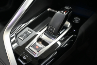 プジョー 3008 3008 GT　後期ﾓﾃﾞﾙ ACC LKA ﾊｰﾌ革 ﾊﾟﾉﾗﾏSR 純正ﾀｯﾁｽｸﾘｰﾝ CarPlay Bｶﾒﾗ 前後ｺｰﾅｰｾﾝｻｰ 純正18ｲﾝﾁAW LEDﾗｲﾄ　2年保証付