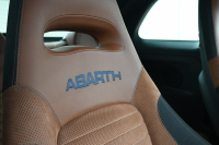 アバルト 595 ｺﾝﾍﾟﾃｨﾂｨｵｰﾈ　正規D車 左H 5速MT Sabeltｽﾎﾟｰﾂｼｰﾄ 純正OPﾅﾋﾞTV ﾌﾙｾｸﾞ Bｶﾒﾗ 17ｲﾝﾁAW ﾚｯﾄﾞｷｬﾘﾊﾟｰ ﾚｺｰﾄﾞﾓﾝﾂｧ　2年保証付