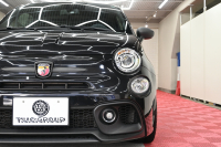 アバルト 595 ｺﾝﾍﾟﾃｨﾂｨｵｰﾈ　正規D車 1ｵｰﾅｰ 左H 5速MT Sabeltｽﾎﾟｰﾂｼｰﾄ 純正ﾀｯﾁｽｸﾘｰﾝ CarPlay 17ｲﾝﾁAW ﾚｯﾄﾞｷｬﾘﾊﾟｰ ﾚｺｰﾄﾞﾓﾝﾂｧ　2年保証付