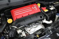 アバルト 595 ｺﾝﾍﾟﾃｨﾂｨｵｰﾈ　正規D車 1ｵｰﾅｰ 左H 5速MT Sabeltｽﾎﾟｰﾂｼｰﾄ 純正ﾀｯﾁｽｸﾘｰﾝ CarPlay 17ｲﾝﾁAW ﾚｯﾄﾞｷｬﾘﾊﾟｰ ﾚｺｰﾄﾞﾓﾝﾂｧ　2年保証付