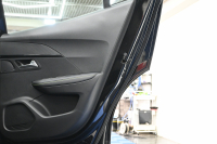 プジョー 2008 GTﾊﾟｯｸ ﾌﾞﾙｰHDi　Pｽﾀ ACC ECO 黒革電動ｼｰﾄ ﾊﾟﾉﾗﾏSR 純正ﾀｯﾁｽｸﾘｰﾝ CarPlay Bｶﾒﾗ 純正17ｲﾝﾁAW LEDﾗｲﾄ ｱｸﾃｨﾌﾞｾｰﾌﾃｨﾌﾞﾚｰｷ　2年保証付