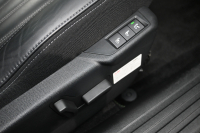 プジョー 2008 GTﾊﾟｯｸ ﾌﾞﾙｰHDi　Pｽﾀ ACC ECO 黒革電動ｼｰﾄ ﾊﾟﾉﾗﾏSR 純正ﾀｯﾁｽｸﾘｰﾝ CarPlay Bｶﾒﾗ 純正17ｲﾝﾁAW LEDﾗｲﾄ ｱｸﾃｨﾌﾞｾｰﾌﾃｨﾌﾞﾚｰｷ　2年保証付