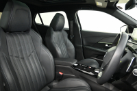 プジョー 2008 GTﾊﾟｯｸ ﾌﾞﾙｰHDi　Pｽﾀ ACC ECO 黒革電動ｼｰﾄ ﾊﾟﾉﾗﾏSR 純正ﾀｯﾁｽｸﾘｰﾝ CarPlay Bｶﾒﾗ 純正17ｲﾝﾁAW LEDﾗｲﾄ ｱｸﾃｨﾌﾞｾｰﾌﾃｨﾌﾞﾚｰｷ　2年保証付