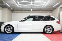 BMW 3シリーズ 320i ﾂｰﾘﾝｸﾞ Mｽﾎﾟｰﾂ　後期LCIﾓﾃﾞﾙ ACC 黒革 ｼｰﾄﾋｰﾀｰ ﾊﾟﾉﾗﾏSR 純正iDriveﾅﾋﾞTV ﾌﾙｾｸﾞ Bｶﾒﾗ Mｴｱﾛ&18ｲﾝﾁAW 自動ﾄﾗﾝｸ LEDﾗｲﾄ　2年保証付