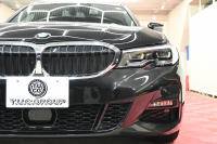 BMW 3シリーズ 320d ﾂｰﾘﾝｸﾞ Mｽﾎﾟｰﾂ ﾊｲﾗｲﾝPKG　ACC 黒革 純正HDDﾅﾋﾞ CarPlay Bｶﾒﾗ Mｴｱﾛ&18ｲﾝﾁAW 自動ﾄﾗﾝｸ ﾜｲﾔﾚｽﾁｬｰｼﾞ　2年保証付
