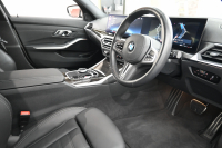 BMW 3シリーズ 320d xDrive ﾂｰﾘﾝｸﾞ Mｽﾎﾟｰﾂ　後期 1ｵｰﾅｰ ACC 黒革 純正ｶｰﾌﾞﾄﾞﾃﾞｨｽﾌﾟﾚｲﾅﾋﾞ CarPlay Bｶﾒﾗ Mｴｱﾛ&18ｲﾝﾁAW ｵｰﾄﾃｰﾙｹﾞｰﾄ ﾜｲﾔﾚｽﾁｬｰｼﾞ　2年保証付