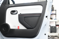 ルノー トゥインゴ ｲﾝﾃﾝｽ ｴﾃﾞｨｼｮﾝﾌｨﾅﾙ　正規D車 300台限定特別仕様 ECO機能 ｸﾙｺﾝ 専用ﾚｻﾞｰ調×ﾌｧﾌﾞﾘｯｸｼｰﾄ ｼｰﾄﾋｰﾀｰ 純正ﾀｯﾁｽｸﾘｰﾝ CarPlay Bｶﾒﾗ 16ｲﾝﾁｱﾛｲﾎｲｰﾙ　2年保証付