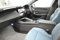 プジョー 308 GTﾌﾞﾙｰHDi ﾌﾞﾙｰﾅｯﾊﾟｴﾃﾞｨｼｮﾝ　200台限定特別仕様車 ACC Pｽﾀ ECO ﾌﾞﾙｰﾅｯﾊﾟ革 ﾊﾟﾉﾗﾏSR 純正ﾀｯﾁｽｸﾘｰﾝ ﾅﾋﾞ CarPlay FOCALｽﾋﾟｰｶｰ 360ｶﾒﾗ ﾏﾄﾘｸｽLEDﾗｲﾄ　新車保証継承可