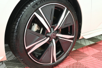 プジョー 308 GTﾌﾞﾙｰHDi ﾌﾞﾙｰﾅｯﾊﾟｴﾃﾞｨｼｮﾝ　200台限定特別仕様車 ACC Pｽﾀ ECO ﾌﾞﾙｰﾅｯﾊﾟ革 ﾊﾟﾉﾗﾏSR 純正ﾀｯﾁｽｸﾘｰﾝ ﾅﾋﾞ CarPlay FOCALｽﾋﾟｰｶｰ 360ｶﾒﾗ ﾏﾄﾘｸｽLEDﾗｲﾄ　新車保証継承可