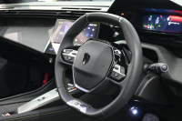 プジョー 308 GTﾌﾞﾙｰHDi ﾌﾞﾙｰﾅｯﾊﾟｴﾃﾞｨｼｮﾝ　200台限定特別仕様車 ACC Pｽﾀ ECO ﾌﾞﾙｰﾅｯﾊﾟ革 ﾊﾟﾉﾗﾏSR 純正ﾀｯﾁｽｸﾘｰﾝ ﾅﾋﾞ CarPlay FOCALｽﾋﾟｰｶｰ 360ｶﾒﾗ ﾏﾄﾘｸｽLEDﾗｲﾄ　新車保証継承可