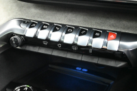 プジョー 3008 GT ﾌﾞﾙｰHDi　Pｽﾀ ACC ﾊｰﾌ革 ﾊﾟﾉﾗﾏSR 純正ﾀｯﾁｽｸﾘｰﾝ ﾅﾋﾞTV ﾌﾙｾｸﾞ CarPlay ADVｺﾝﾄﾛｰﾙ 純正18ｲﾝﾁAW LEDﾗｲﾄ ｱｸﾃｨﾌﾞｾｰﾌﾃｨﾌﾞﾚｰｷ　2年保証付