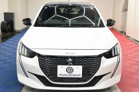プジョー 208 GT　1ｵｰﾅｰ ACC LKA BSM Pｽﾀ ECO ﾊｰﾌﾚｻﾞｰ 7ｲﾝﾁﾀｯﾁｽｸﾘｰﾝ CarPlay ﾅﾋﾞTV ﾌﾙｾｸﾞ Bｶﾒﾗ 17ｲﾝﾁAW ﾌﾙLEDﾗｲﾄ　2年保証付