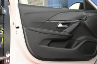 プジョー 208 GT　1ｵｰﾅｰ ACC LKA BSM Pｽﾀ ECO ﾊｰﾌﾚｻﾞｰ 7ｲﾝﾁﾀｯﾁｽｸﾘｰﾝ CarPlay ﾅﾋﾞTV ﾌﾙｾｸﾞ Bｶﾒﾗ 17ｲﾝﾁAW ﾌﾙLEDﾗｲﾄ　2年保証付