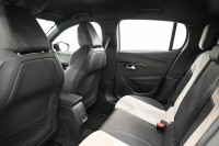 プジョー 208 GT　1ｵｰﾅｰ ACC LKA BSM Pｽﾀ ECO ﾊｰﾌﾚｻﾞｰ 7ｲﾝﾁﾀｯﾁｽｸﾘｰﾝ CarPlay ﾅﾋﾞTV ﾌﾙｾｸﾞ Bｶﾒﾗ 17ｲﾝﾁAW ﾌﾙLEDﾗｲﾄ　2年保証付