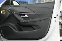 プジョー 208 GT　1ｵｰﾅｰ ACC LKA BSM Pｽﾀ ECO ﾊｰﾌﾚｻﾞｰ 7ｲﾝﾁﾀｯﾁｽｸﾘｰﾝ CarPlay ﾅﾋﾞTV ﾌﾙｾｸﾞ Bｶﾒﾗ 17ｲﾝﾁAW ﾌﾙLEDﾗｲﾄ　2年保証付