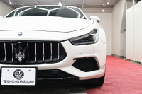 マセラティ ギブリ S ｸﾞﾗﾝｽﾎﾟｰﾂ ﾄﾞﾗｲﾊﾞｰｽﾞｱｼｽﾀﾝｽ&ﾂｰﾘﾝｸﾞP　ACC BSM LKA 黒革 ｻﾝﾙｰﾌ 8.4ｲﾝﾁMTC+ CarPlay 自動ﾄﾗﾝｸ 20ｲﾝﾁｳﾗｰﾉAW ｽｶｲﾌｯｸｻｽ 　2年保証付