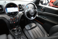 MINI(ミニ) ミニクロスオーバー ｸｰﾊﾟｰSD ｵｰﾙ4　MINI YOURS TRIM Pｽﾀ ECO ACC 黒革 ｼｰﾄﾋｰﾀｰ 純正ﾅﾋﾞ ｱﾝﾋﾞｴﾝﾄﾗｲﾄ ﾎﾞﾝﾈｯﾄｽﾄﾗｲﾌﾟ 純正19ｲﾝﾁAW 2年保証