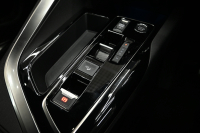プジョー 3008 GT　後期ﾓﾃﾞﾙ ACC LKA ﾊｰﾌ革 ﾊﾟﾉﾗﾏSR 純正ﾅﾋﾞTV CarPlay Bｶﾒﾗ 前後ｺｰﾅｰｾﾝｻｰ 純正18ｲﾝﾁAW LEDﾗｲﾄ　2年保証付