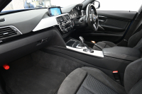 BMW 3シリーズ 320d ﾂｰﾘﾝｸﾞ Mｽﾎﾟｰﾂ　正規D車 1ｵｰﾅｰ 後期ﾓﾃﾞﾙ ACC 専用ｼｰﾄ 純正iDriveﾅﾋﾞ Bｶﾒﾗ Mｴｱﾛ&18ｲﾝﾁAW 自動ﾄﾗﾝｸ LEDﾍｯﾄﾞﾗｲﾄ　2年保証付