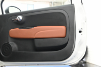 アバルト 595 ｺﾝﾍﾟﾃｨﾂｨｵｰﾈ　正規D車 左H 5速MT Sabeltｽﾎﾟｰﾂｼｰﾄ 純正ﾀｯﾁｽｸﾘｰﾝ CarPlay 17ｲﾝﾁAW ﾚｯﾄﾞｷｬﾘﾊﾟｰ ﾚｺｰﾄﾞﾓﾝﾂｧ　2年保証付