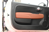 アバルト 595 ｺﾝﾍﾟﾃｨﾂｨｵｰﾈ　正規D車 左H 5速MT Sabeltｽﾎﾟｰﾂｼｰﾄ 純正ﾀｯﾁｽｸﾘｰﾝ CarPlay 17ｲﾝﾁAW ﾚｯﾄﾞｷｬﾘﾊﾟｰ ﾚｺｰﾄﾞﾓﾝﾂｧ　2年保証付