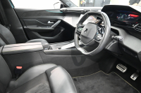 プジョー 308 SW GT ﾌﾞﾙｰHDi　ACC BSM ﾊｰﾌﾚｻﾞｰ ﾊﾟﾉﾗﾏSR 純正ﾅﾋﾞ CarPlay i-Connect 360ｶﾒﾗ LEDﾍｯﾄﾞﾗｲﾄ 純正18AW　2年保証付