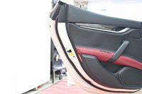 マセラティ ギブリ SQ4　左H 赤革 SR 純正ﾅﾋﾞ ﾌﾙｾｸﾞ BTｵｰﾃﾞｨｵ＆TEL Bｶﾒﾗ ｳﾗｰﾉ20ｲﾝﾁAW ｶｰﾎﾞﾝｲﾝﾃﾘｱ ﾚｯﾄﾞｷｬﾘﾊﾟｰ ｺｰﾅｰｾﾝｻｰ HID 　2年保証付