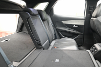 プジョー 3008 GT　後期ﾓﾃﾞﾙ ACC LKA ﾊｰﾌ革 ﾊﾟﾉﾗﾏSR 純正ﾀｯﾁｽｸﾘｰﾝ CarPlay Bｶﾒﾗ 前後ｺｰﾅｰｾﾝｻｰ 純正18ｲﾝﾁAW LEDﾗｲﾄ　新車保証継承可