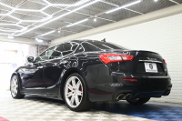 マセラティ ギブリ ｸﾞﾗﾝｽﾎﾟｰﾂ ﾄﾞﾗｲﾊﾞｰｽﾞｱｼｽﾀﾝｽ&ﾂｰﾘﾝｸﾞP　ACC BSM LKA 赤革 ｻﾝﾙｰﾌ 8.4ｲﾝﾁMTC+ CarPlay 自動ﾄﾗﾝｸ 20ｲﾝﾁﾒﾙｸﾘｵAW ｽｶｲﾌｯｸｻｽ EBM　2年保証付