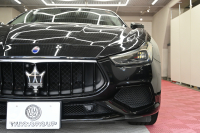 マセラティ ギブリ ｸﾞﾗﾝｽﾎﾟｰﾂ ﾄﾞﾗｲﾊﾞｰｽﾞｱｼｽﾀﾝｽ&ﾂｰﾘﾝｸﾞP　ACC BSM LKA 赤革 ｻﾝﾙｰﾌ 8.4ｲﾝﾁMTC+ CarPlay 自動ﾄﾗﾝｸ 20ｲﾝﾁﾒﾙｸﾘｵAW ｽｶｲﾌｯｸｻｽ EBM　2年保証付